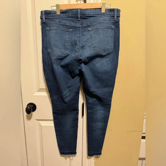 Loft Made and Loved Women’s Button Fly Modern Skinny Jeans Raw Hem 32/14 - Picture 5 of 11
